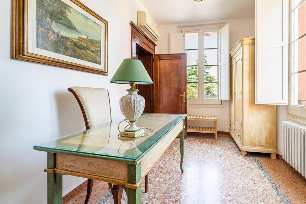 Elegant Apt, Wi-Fi And Garden Apartment Bologna Exterior photo
