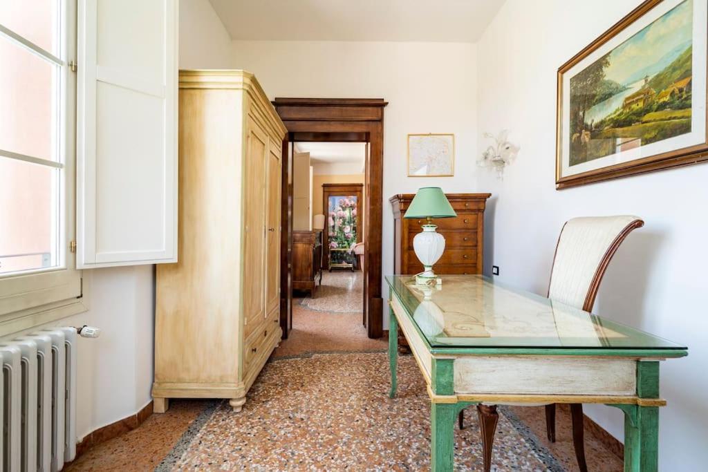Elegant Apt, Wi-Fi And Garden Apartment Bologna Exterior photo